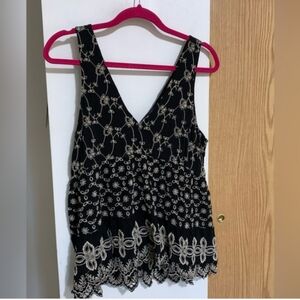 💚10 for $10💚 Bundle and save Embroiderd Top